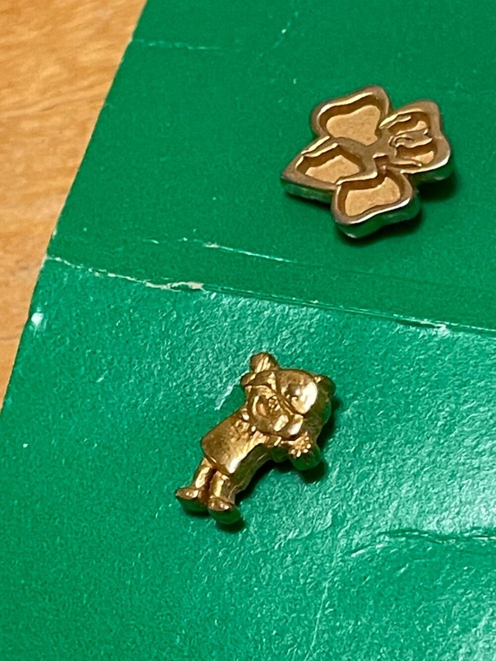 Official Girl Scouts of the USA earrings - Picture 2 of 3